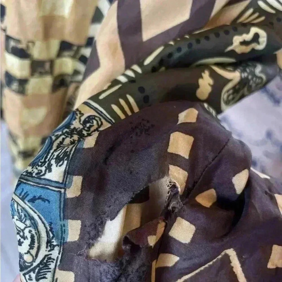 Details Express Womens Vintage 90s Silk Oversize Shirt Size L Brown Gold Funky - Picture 16 of 16